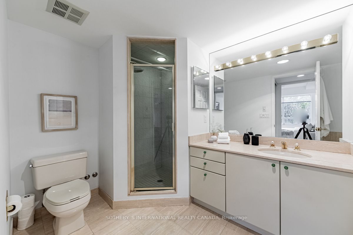 1818 Bayview Ave, #309