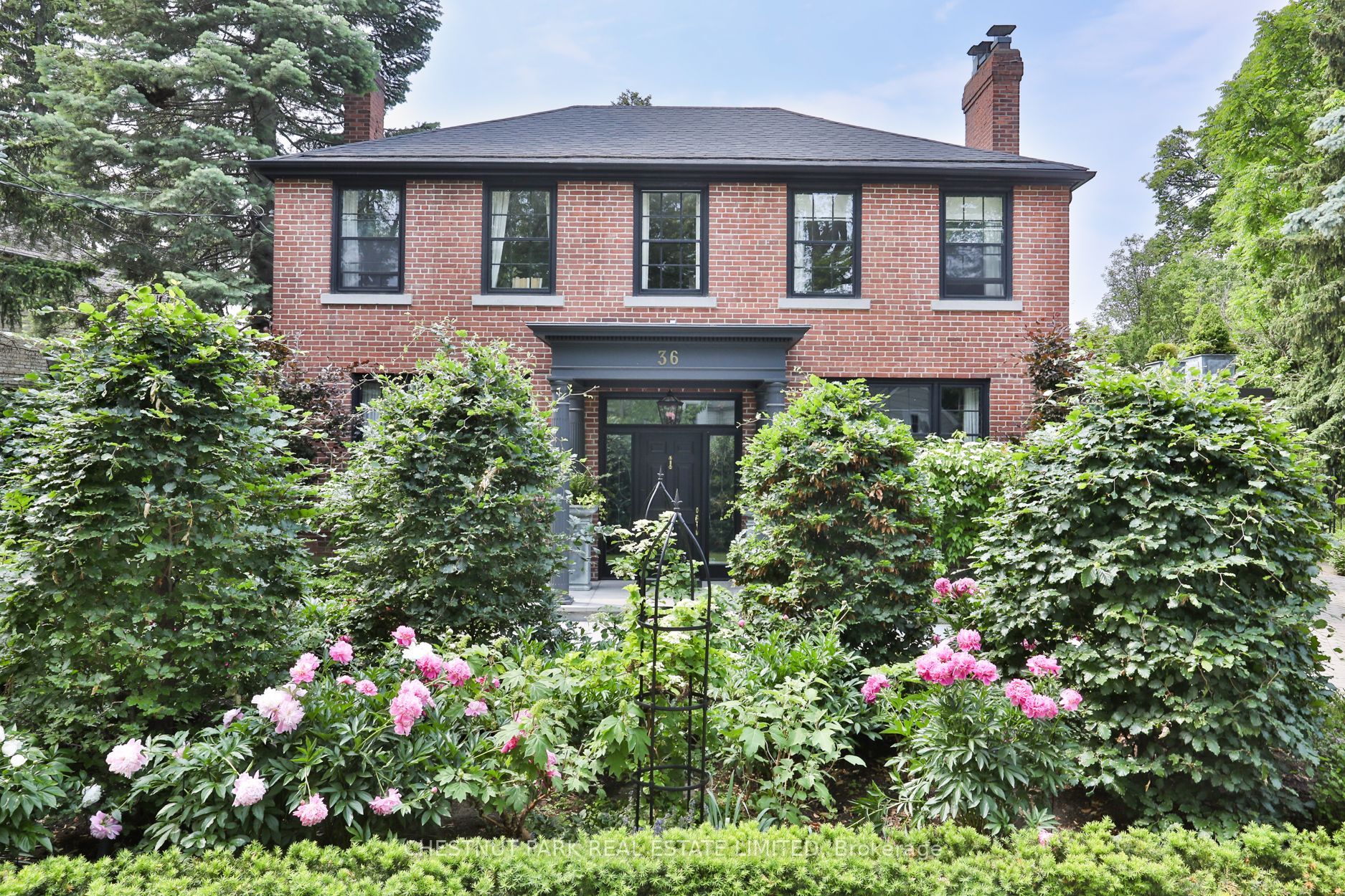 36 Riverview Dr
