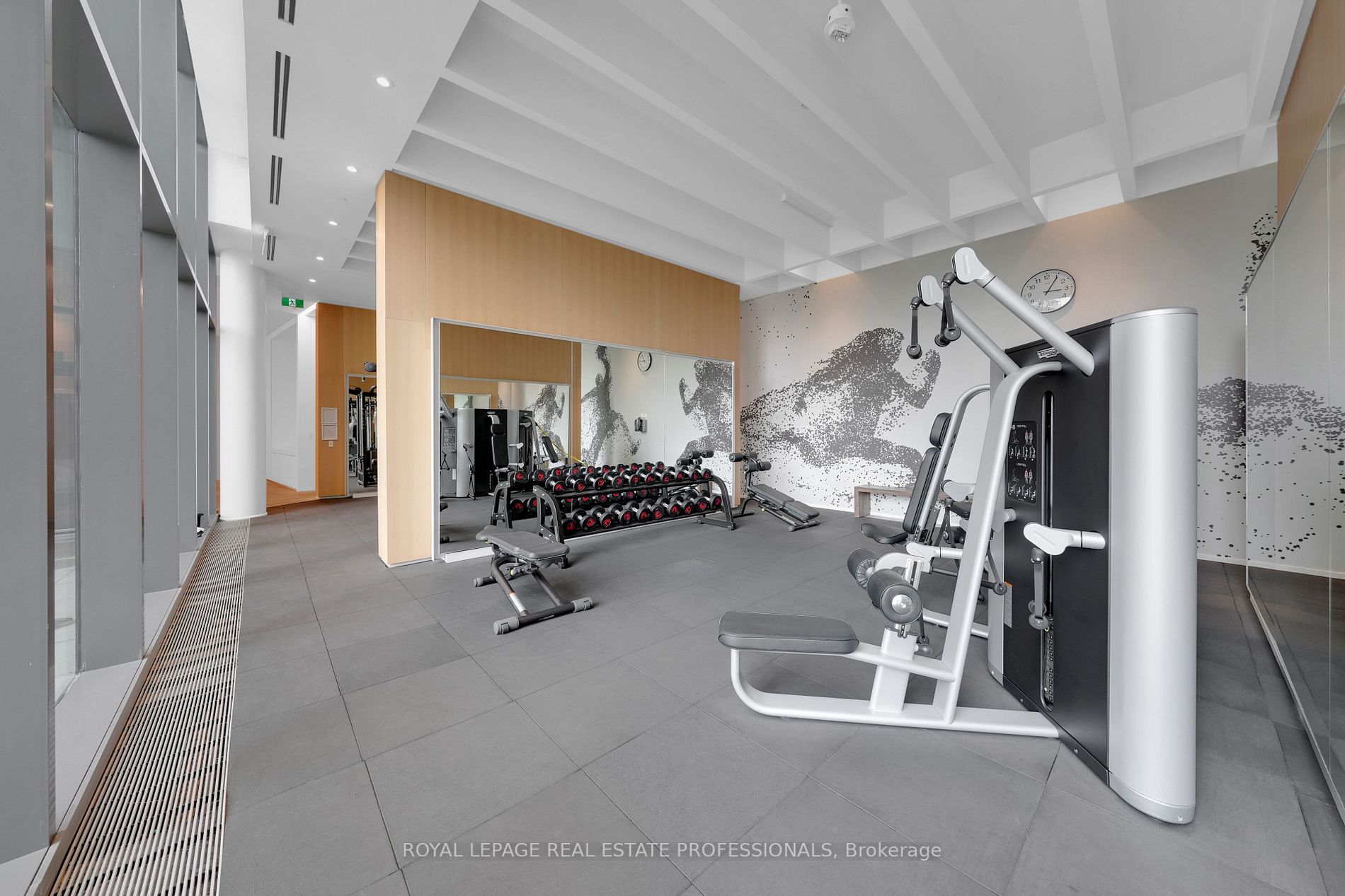 8 Hillsdale Ave E, #843