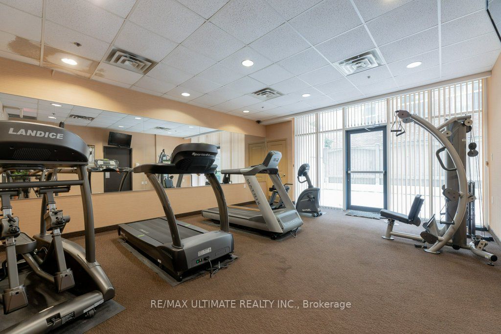 872 Sheppard Ave W, #703
