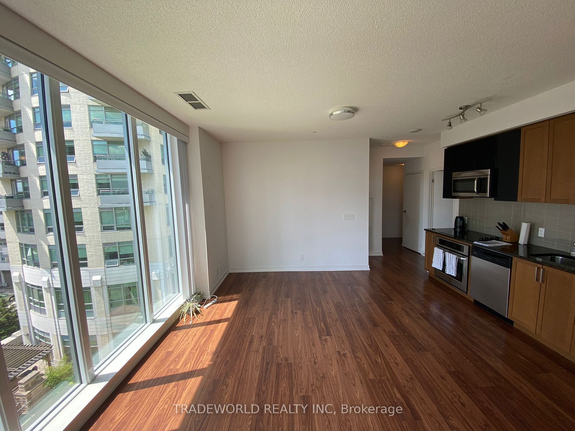 98 Lillian St, #424