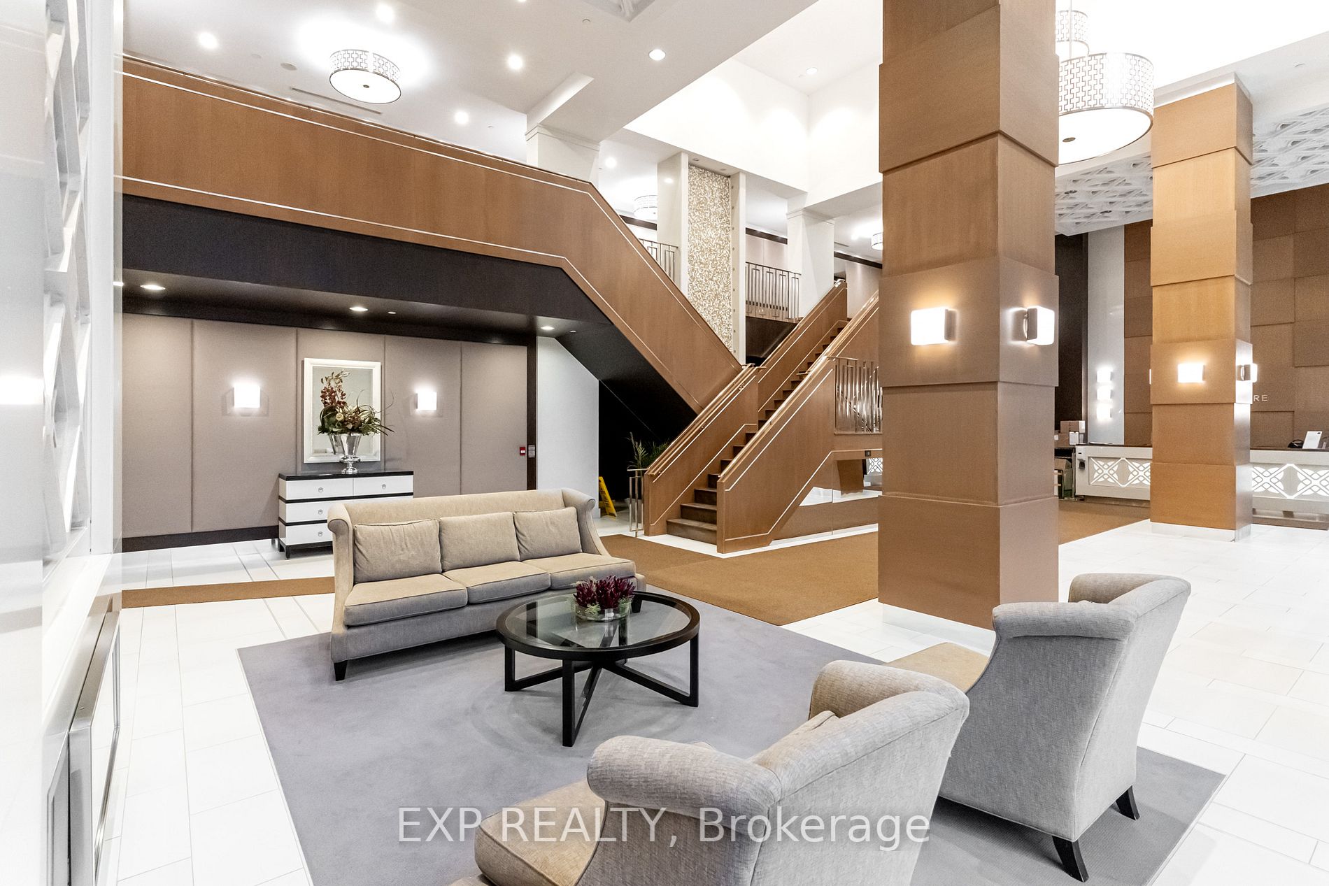 100 Harrison Garden Blvd, #1822