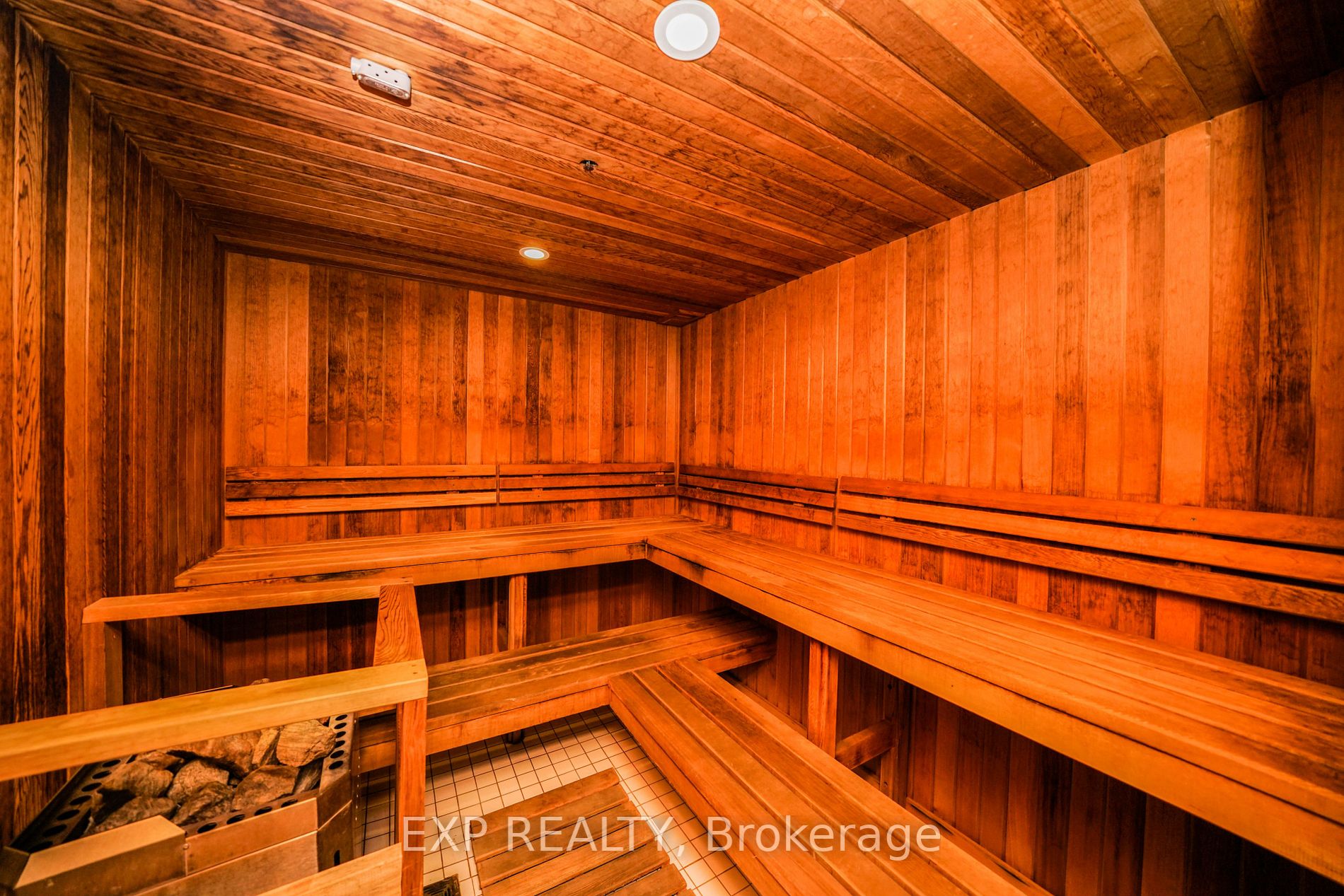 100 Harrison Garden Blvd, #1822