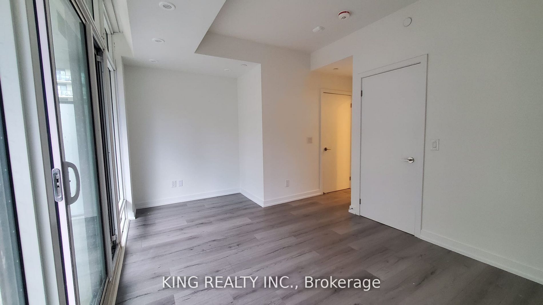 871 Sheppard Ave W, #35