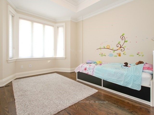 360 Cranbrooke Ave