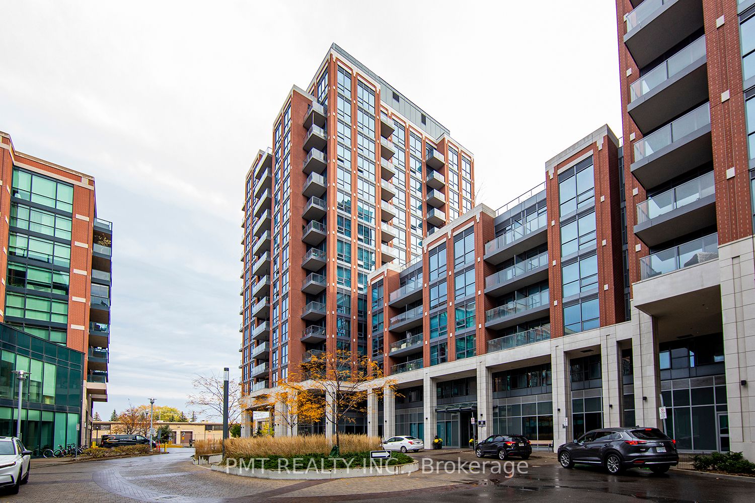 31 Tippett Rd, #712