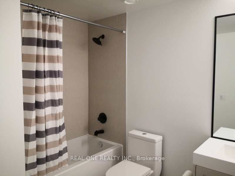 250 Lawrence Ave, #412