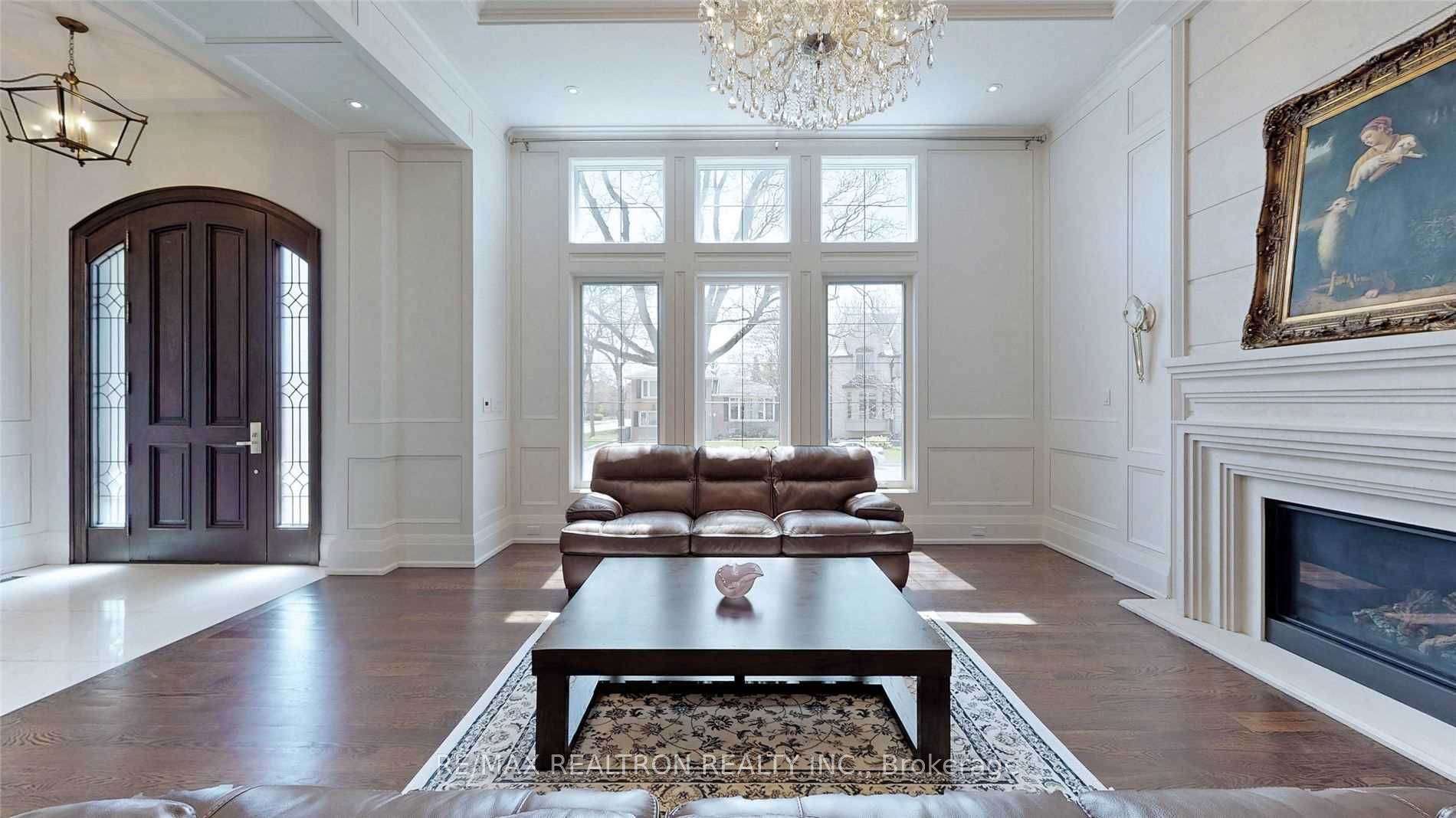 264 Dunforest Ave