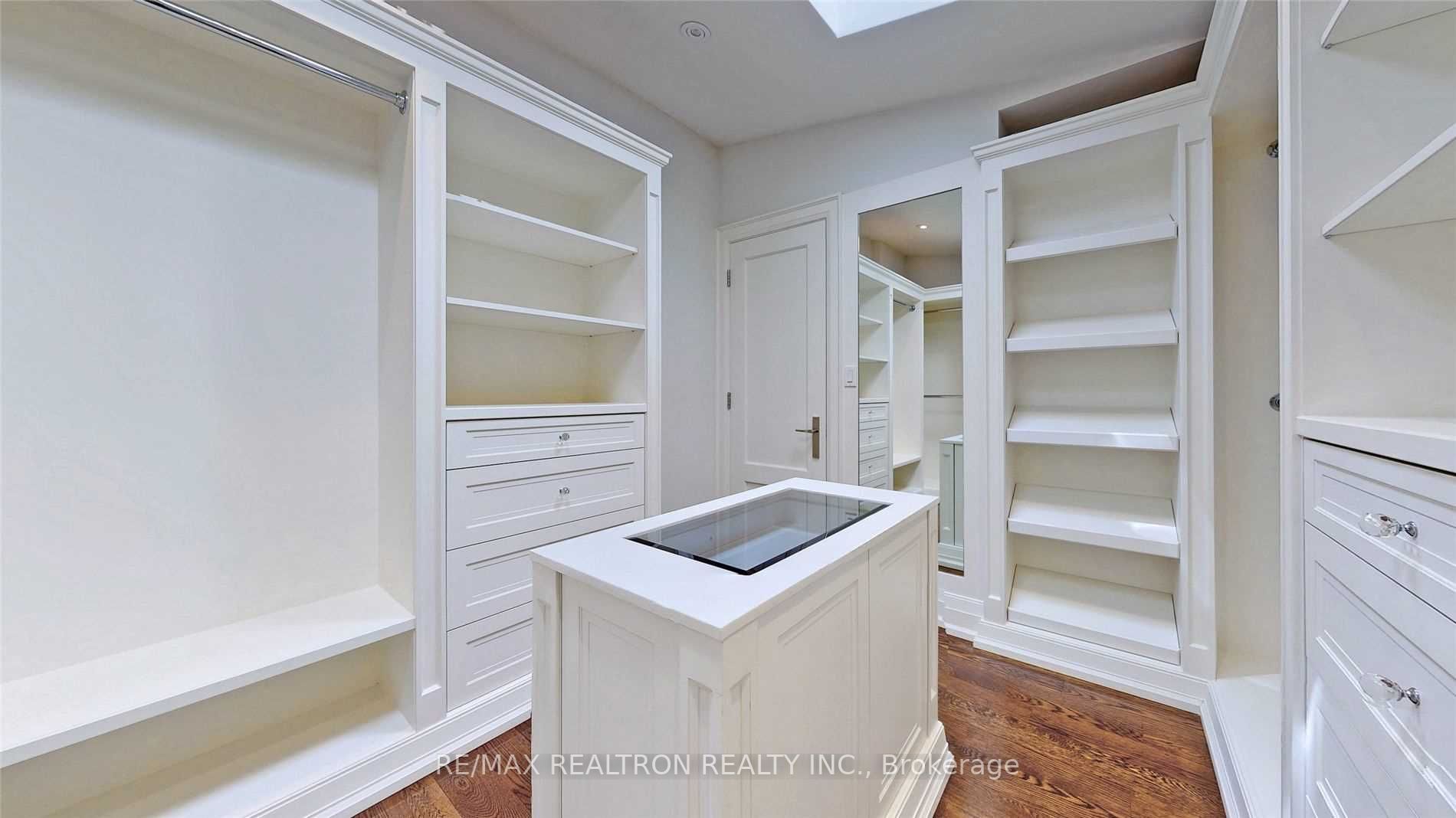 264 Dunforest Ave