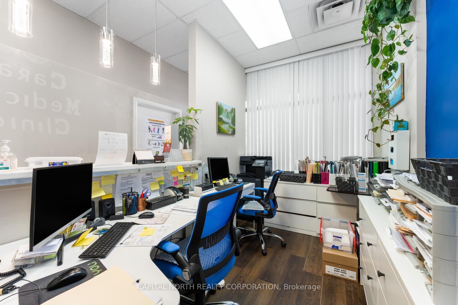 778 Sheppard Ave W, #105