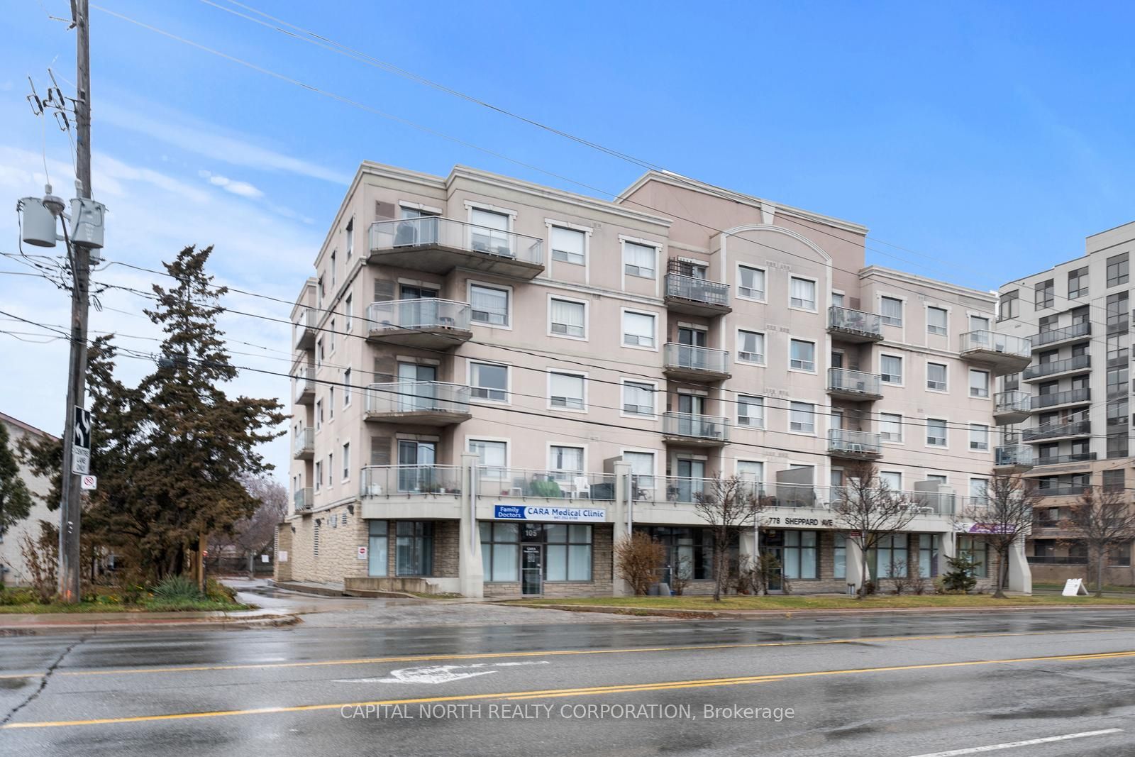 778 Sheppard Ave W, #105