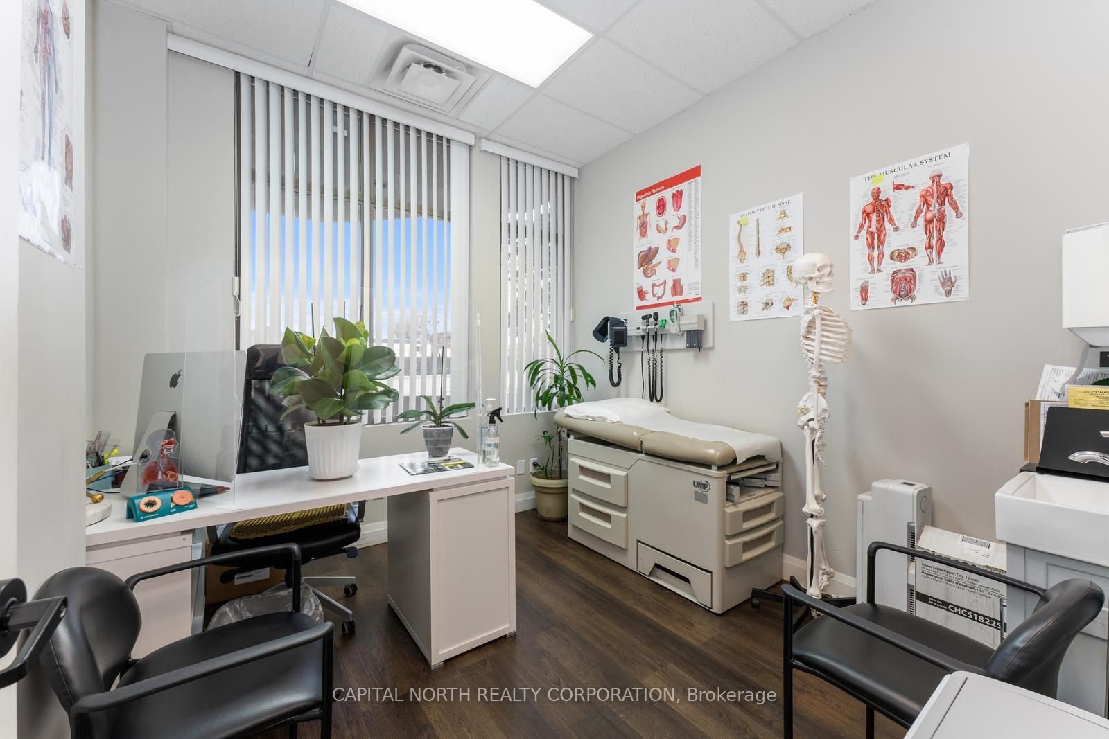 778 Sheppard Ave W, #105