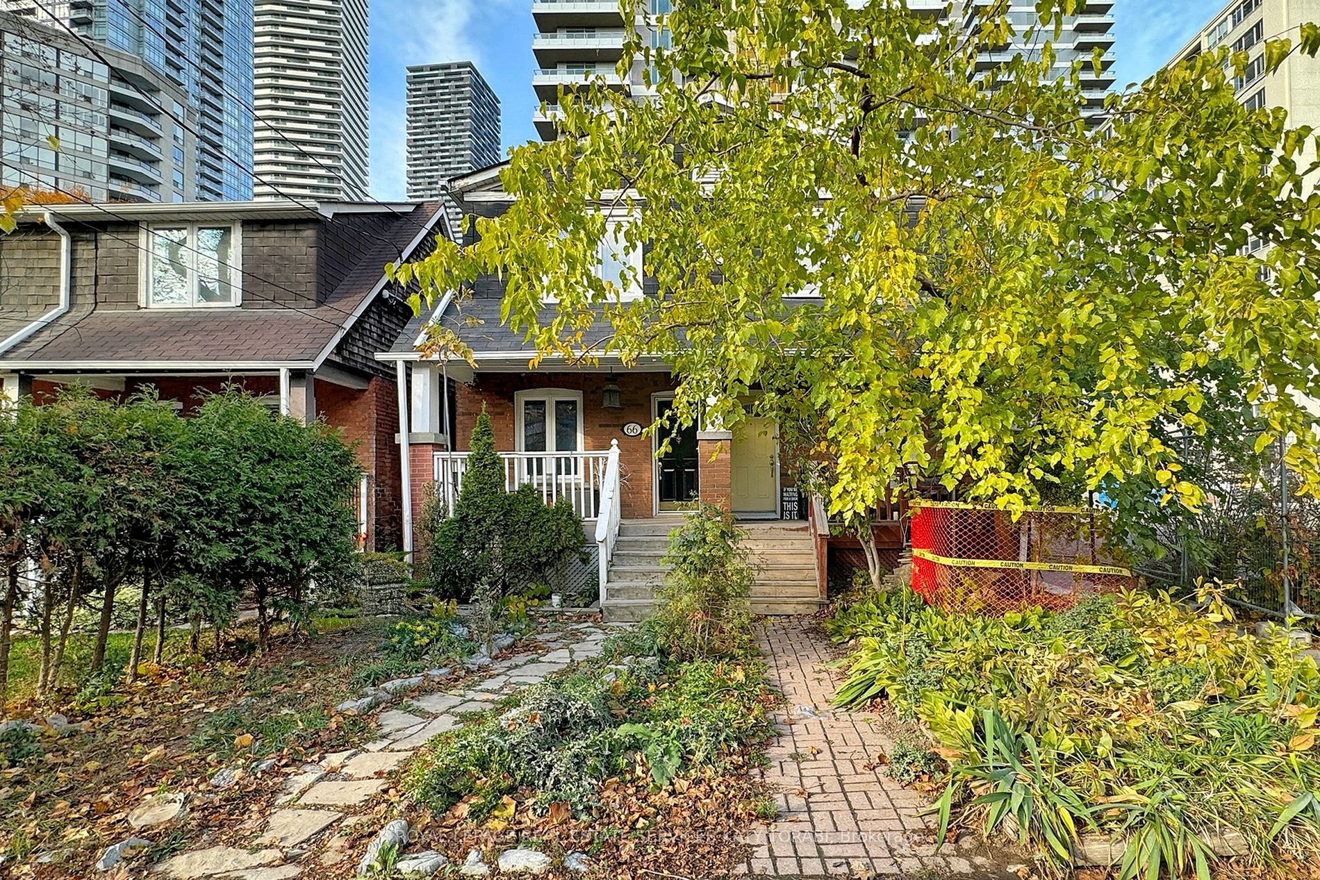 68 Soudan Ave, #A