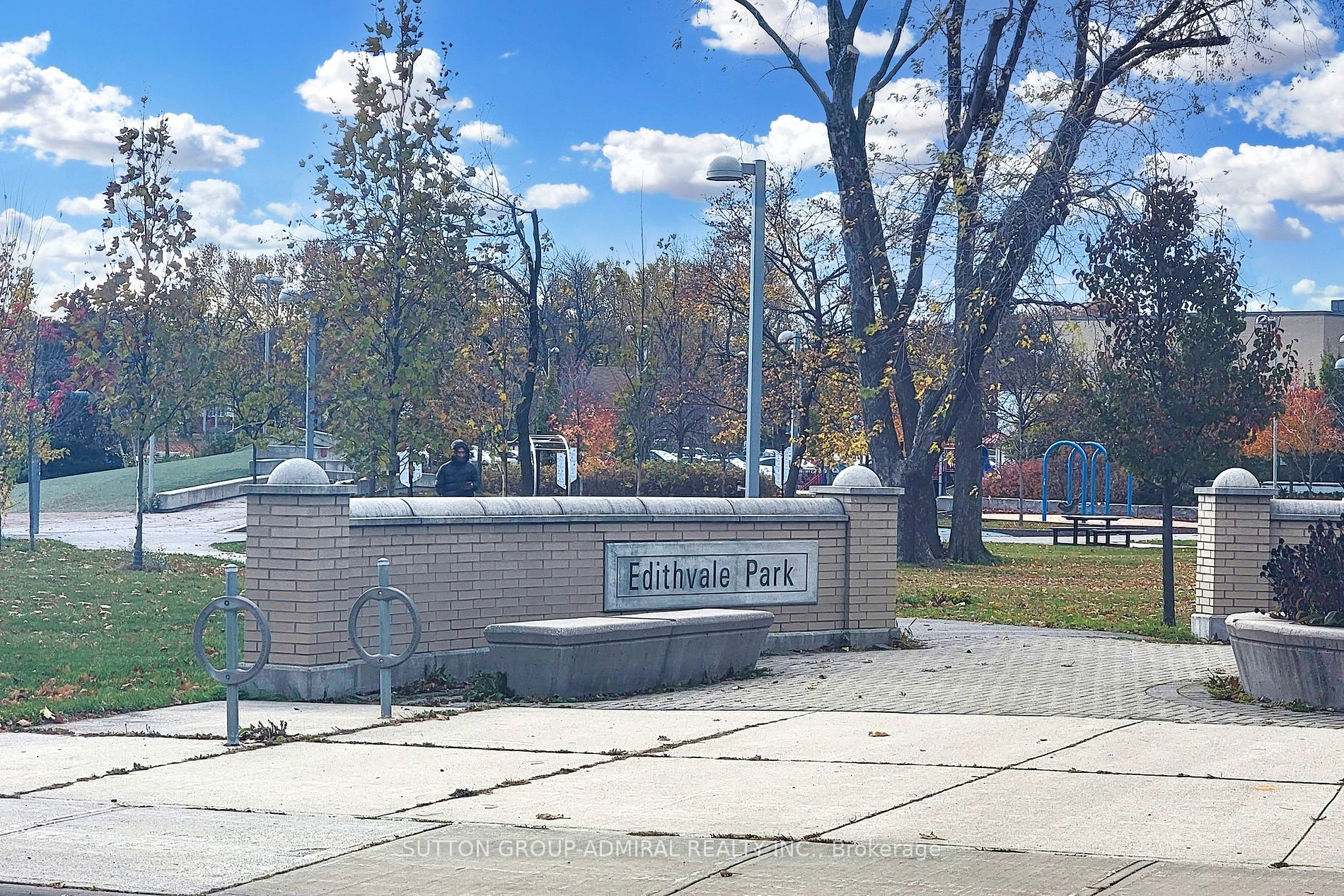 99A Finch Ave W