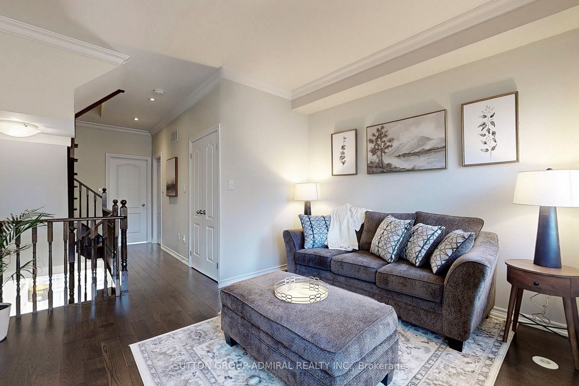 99A Finch Ave W