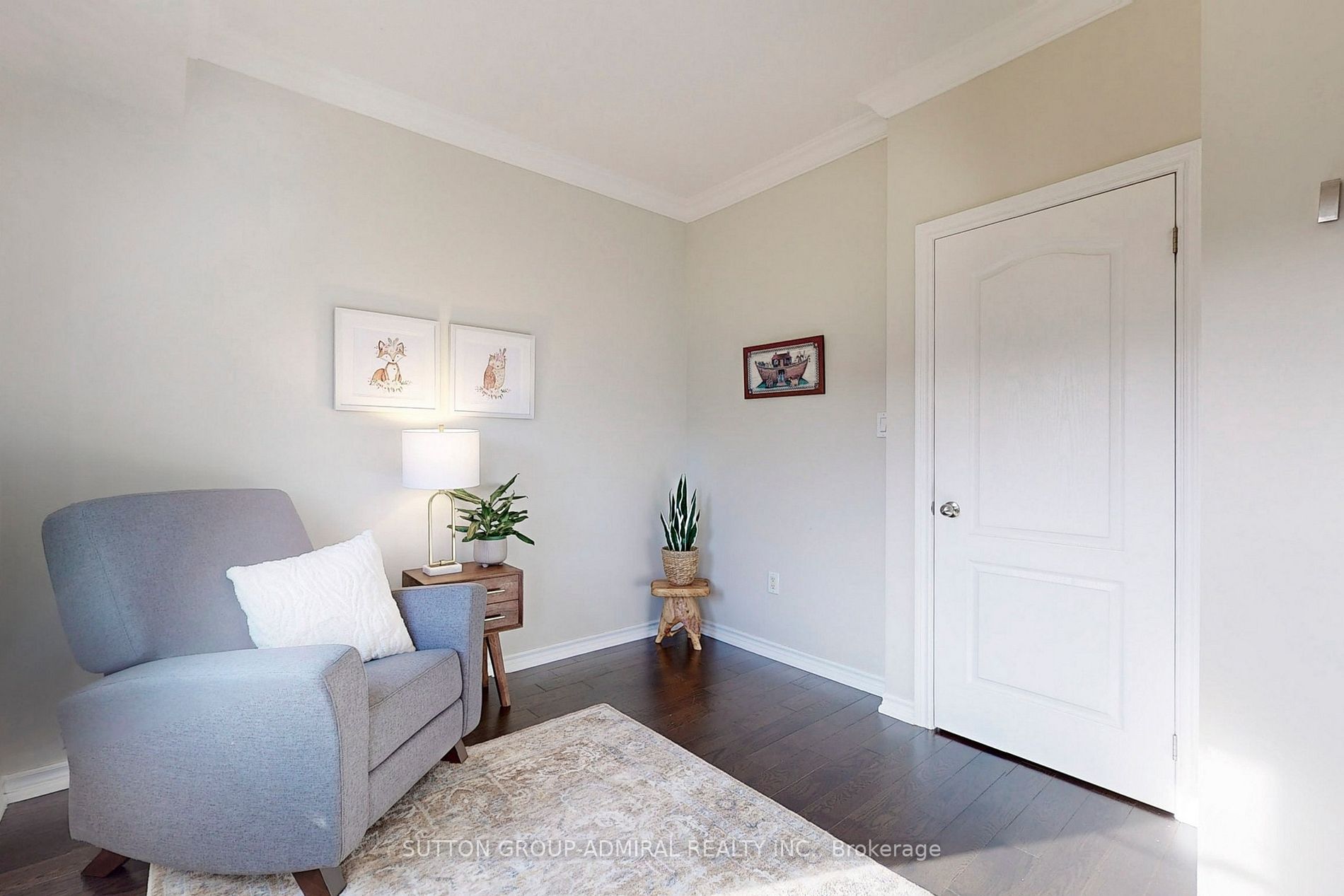 99A Finch Ave W