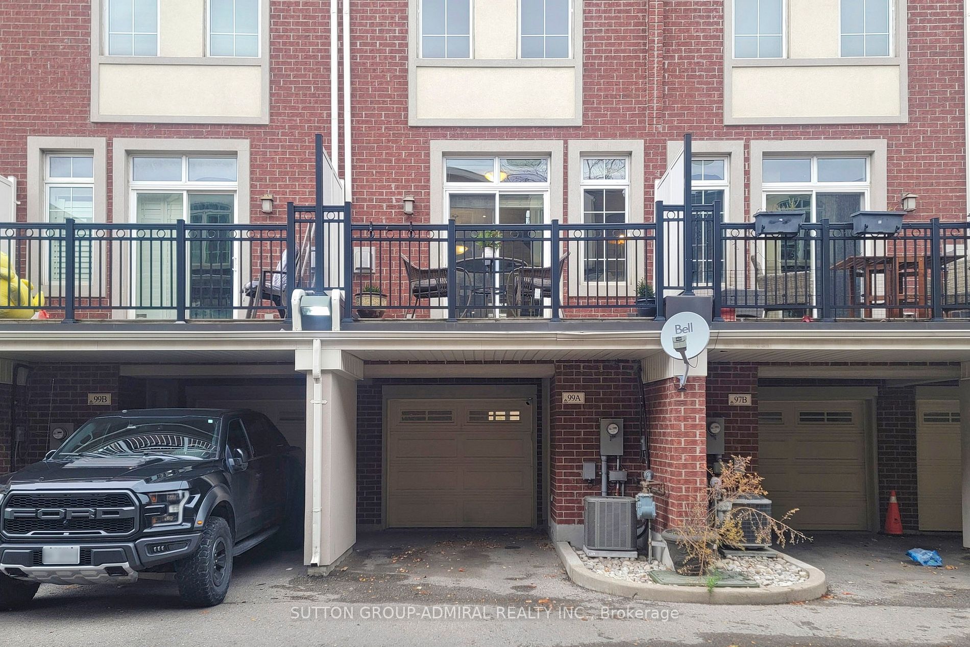 99A Finch Ave W