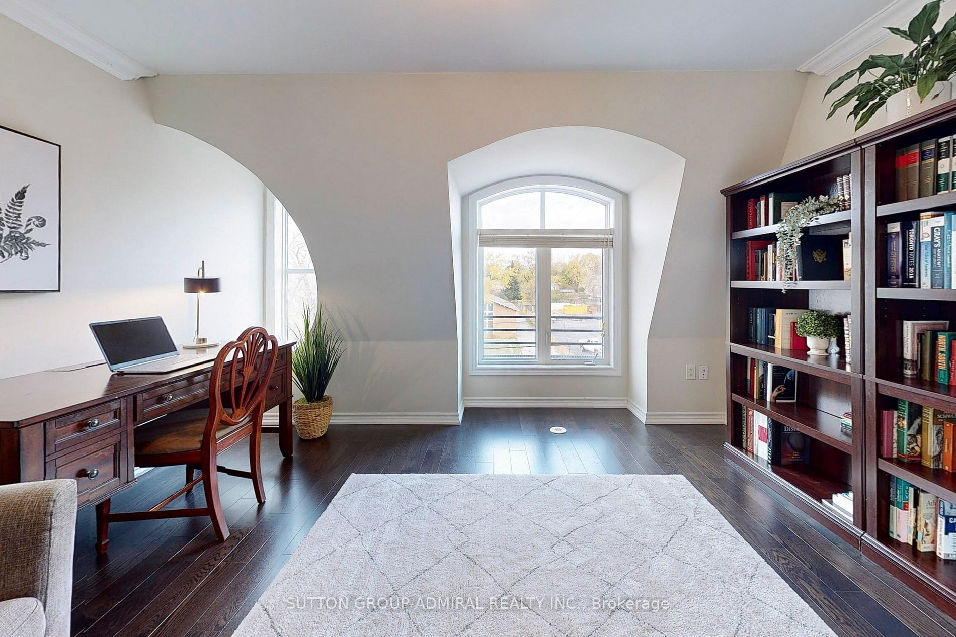 99A Finch Ave W