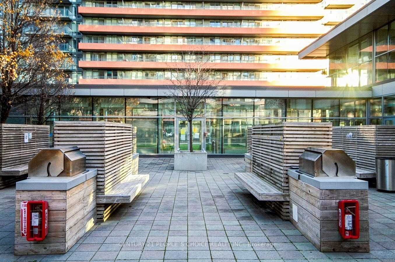 25 Telegram Mews, #3105