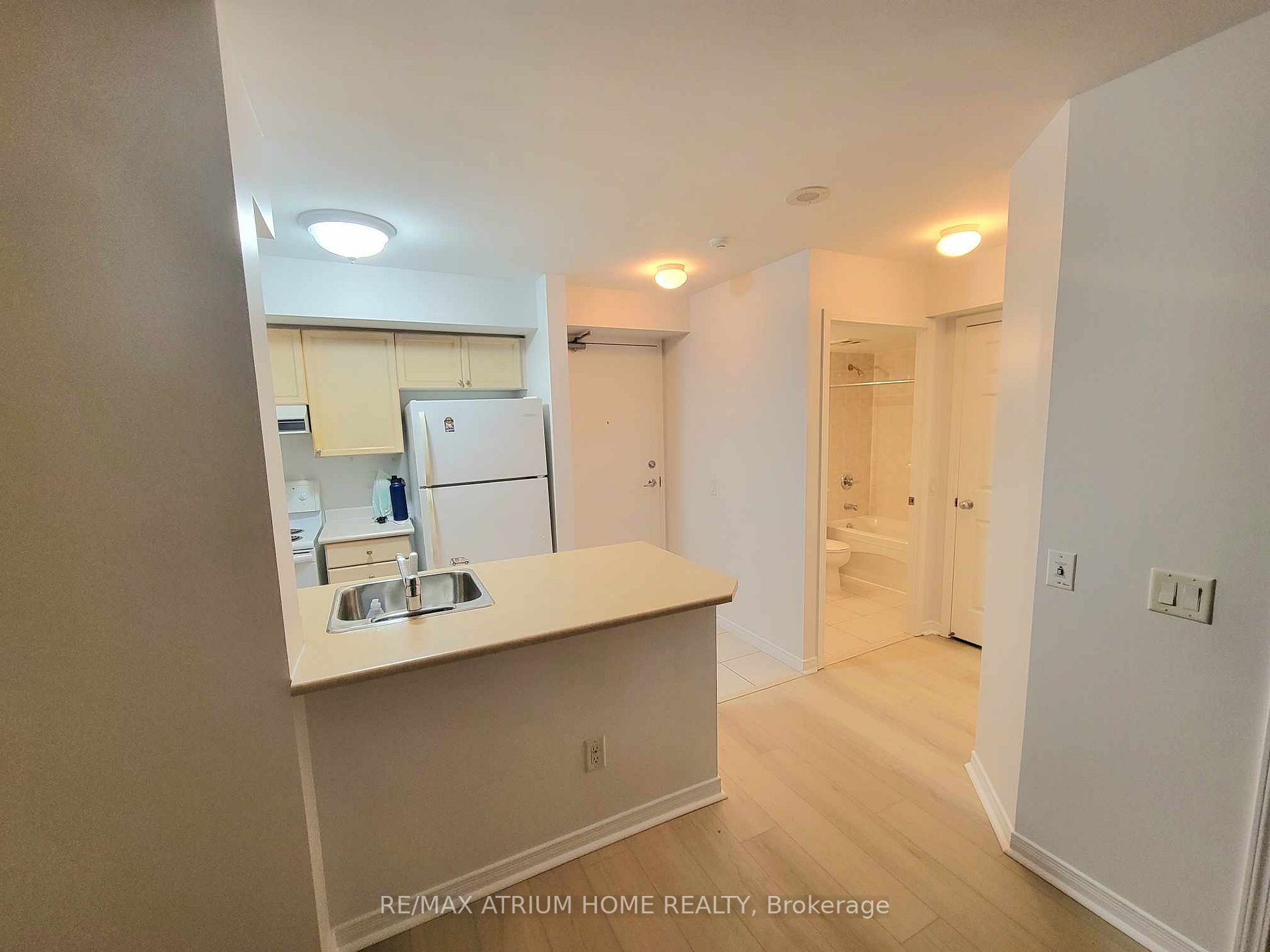 155 Beecroft Rd, #1009