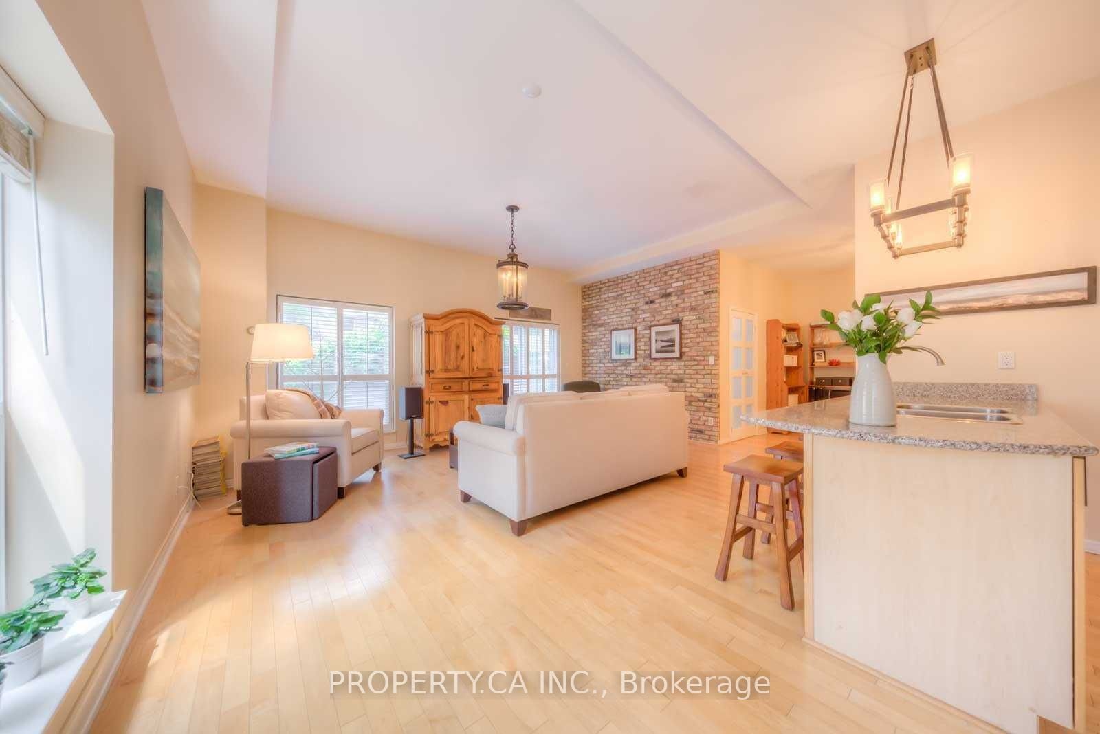 119 Merton St, #111