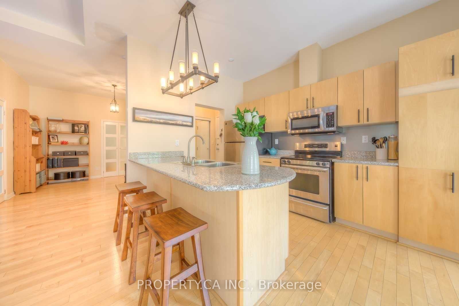 119 Merton St, #111