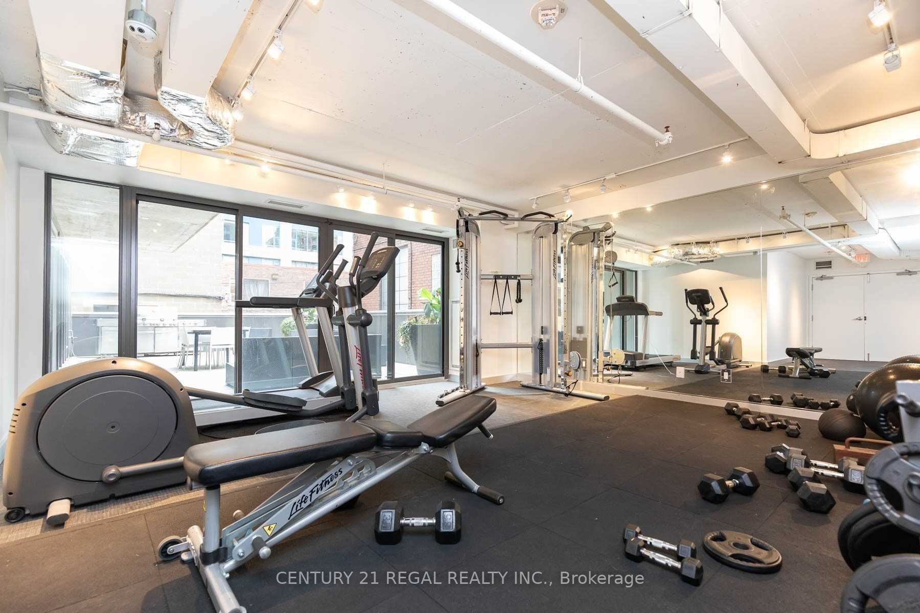 32 Camden St, #201