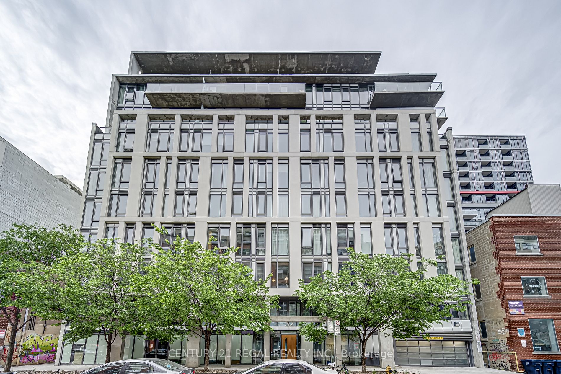 32 Camden St, #201
