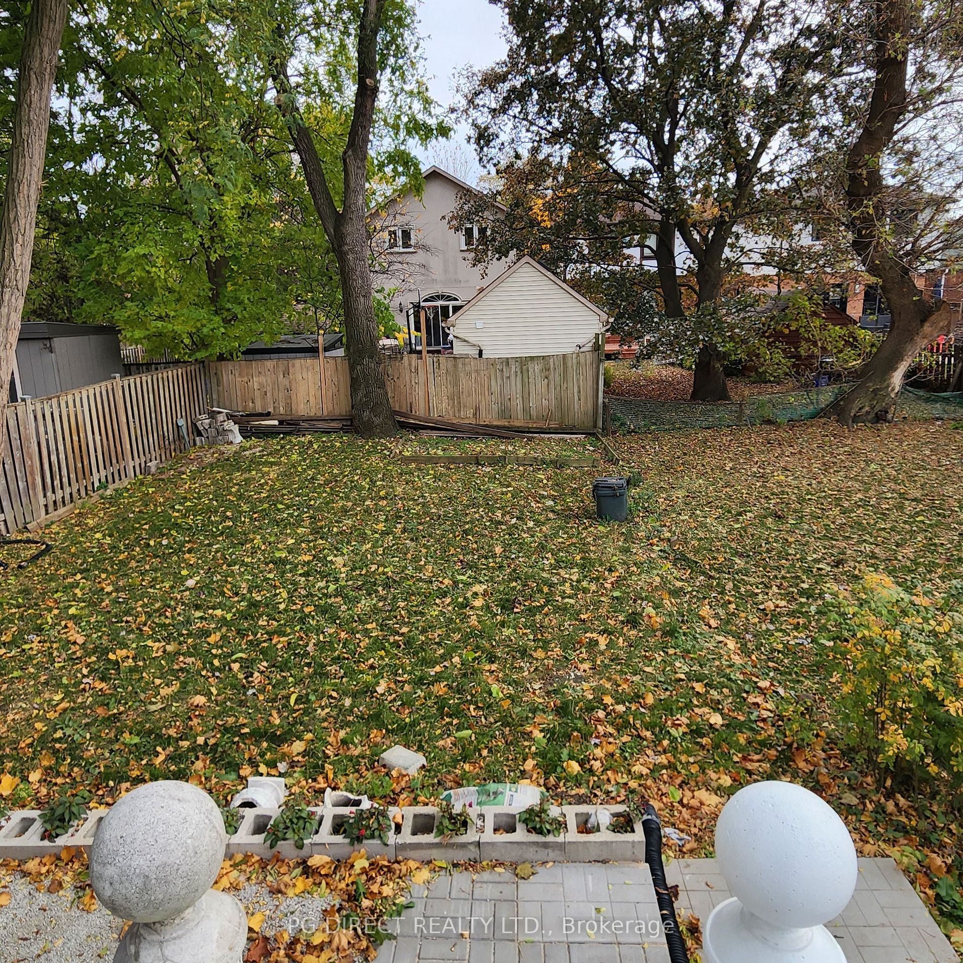 759 Eglinton Avenue E