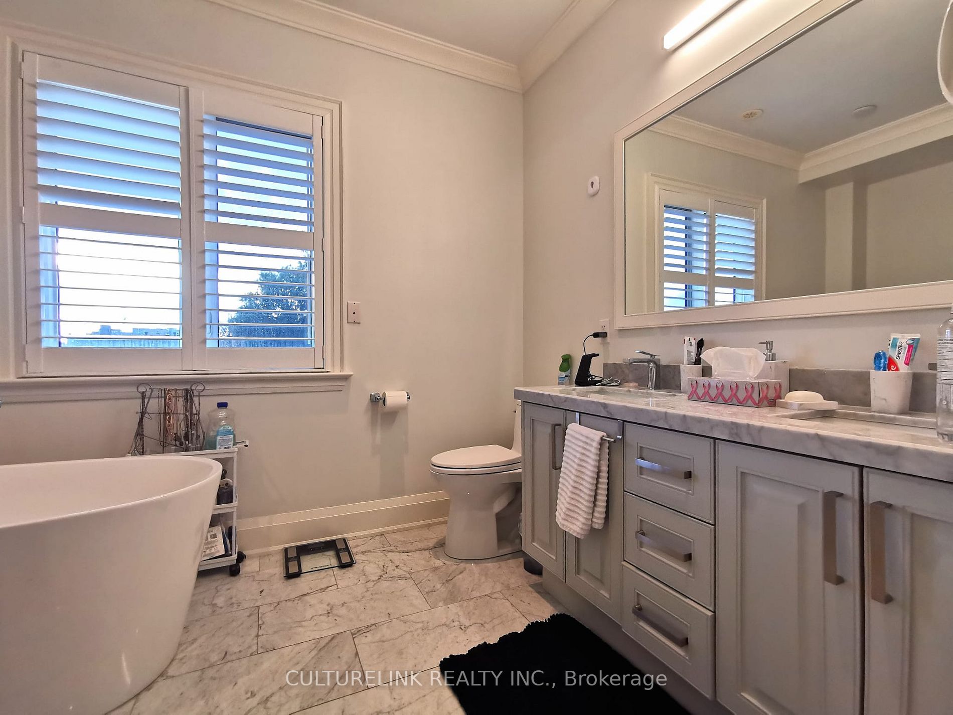 47A Burnaby Blvd