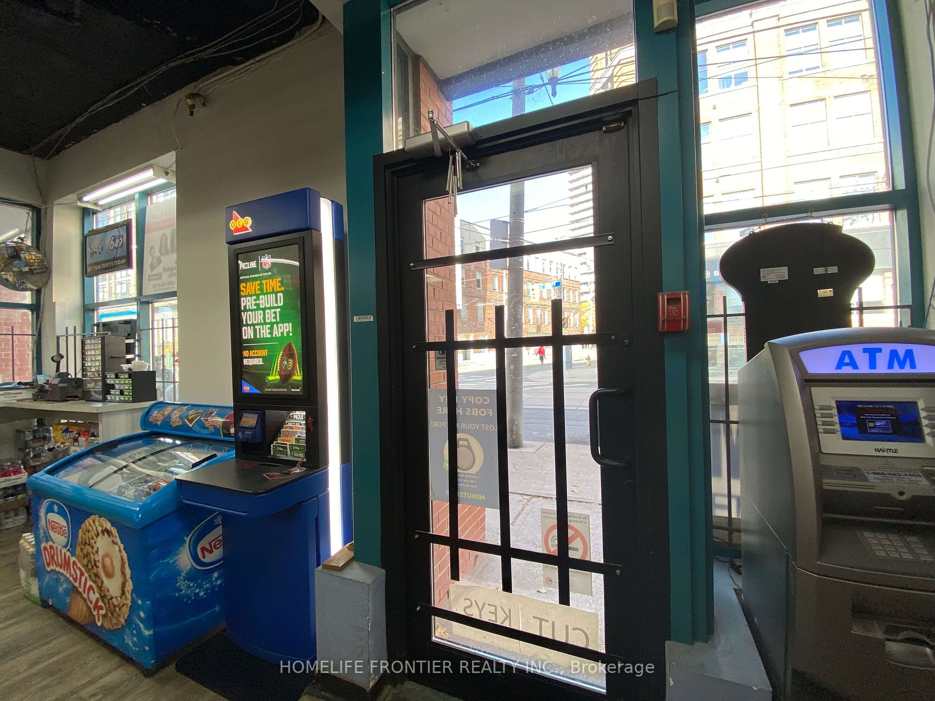 393 King St E, #1