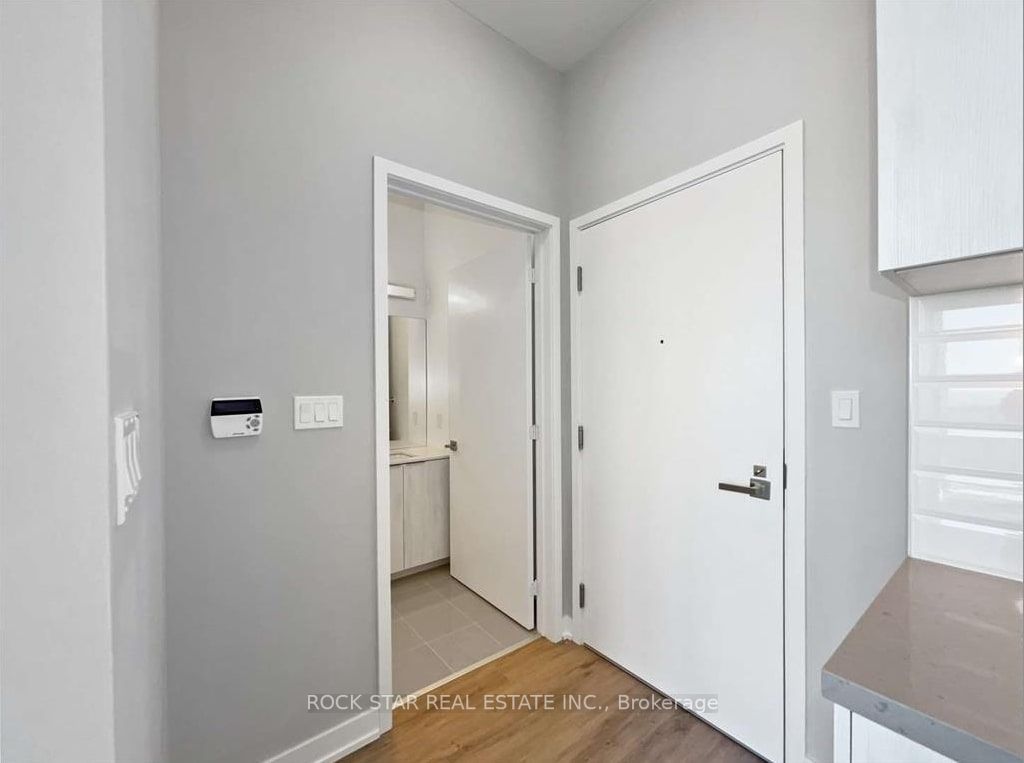 50 Ordnance St, #3501