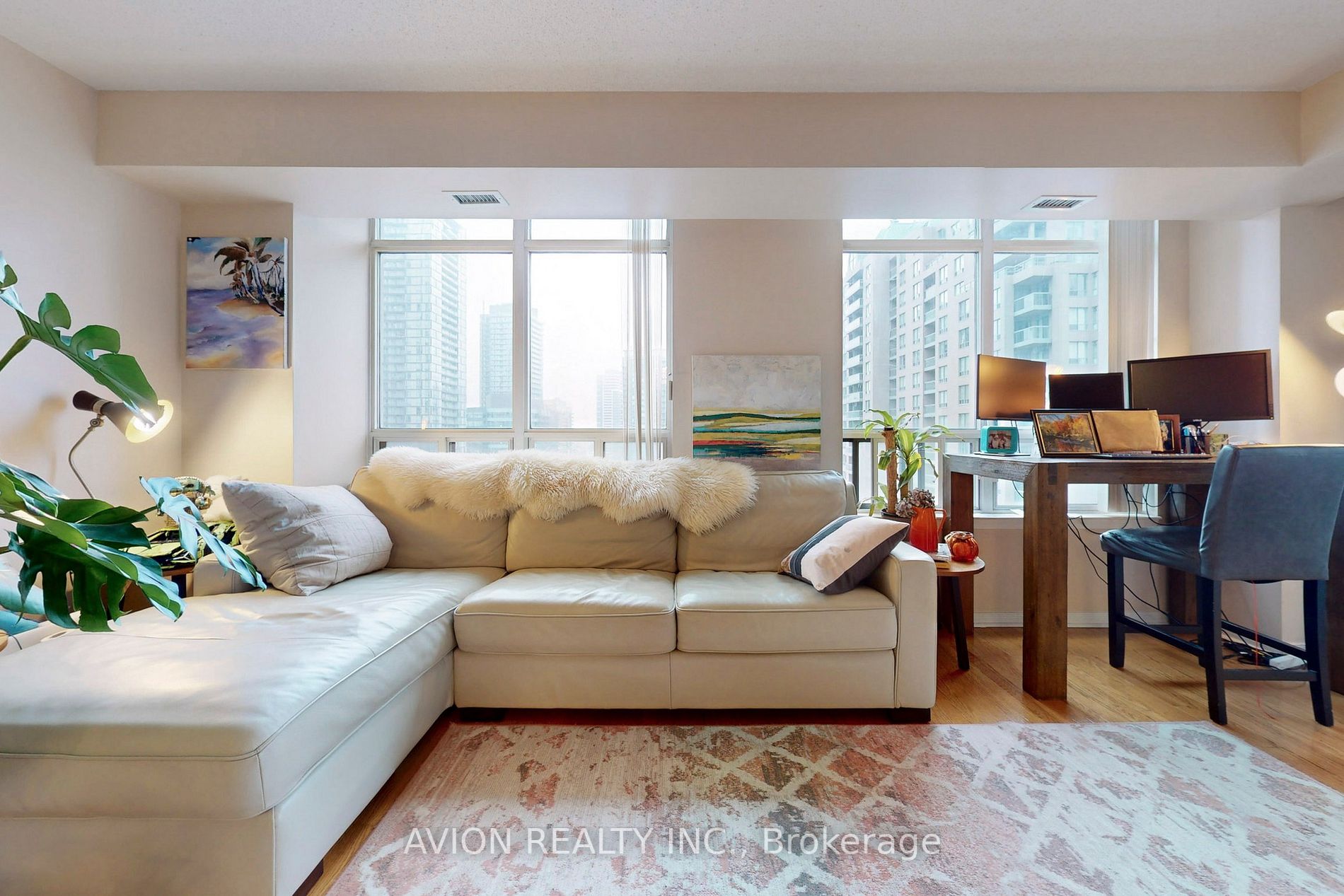 33 Empress Ave, #703
