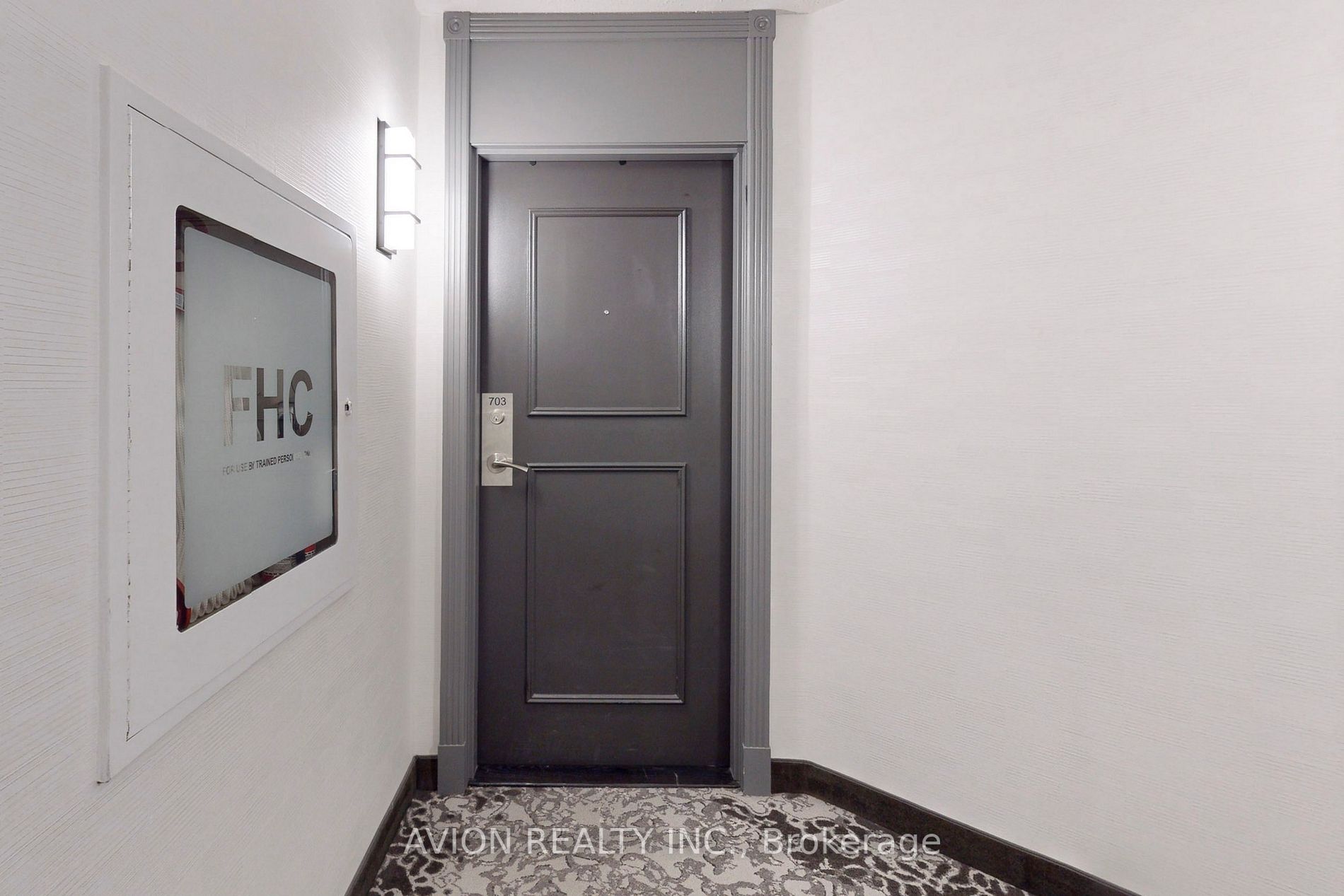33 Empress Ave, #703