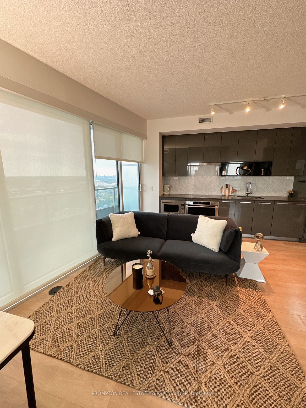 115 Mcmahon Dr, #3305