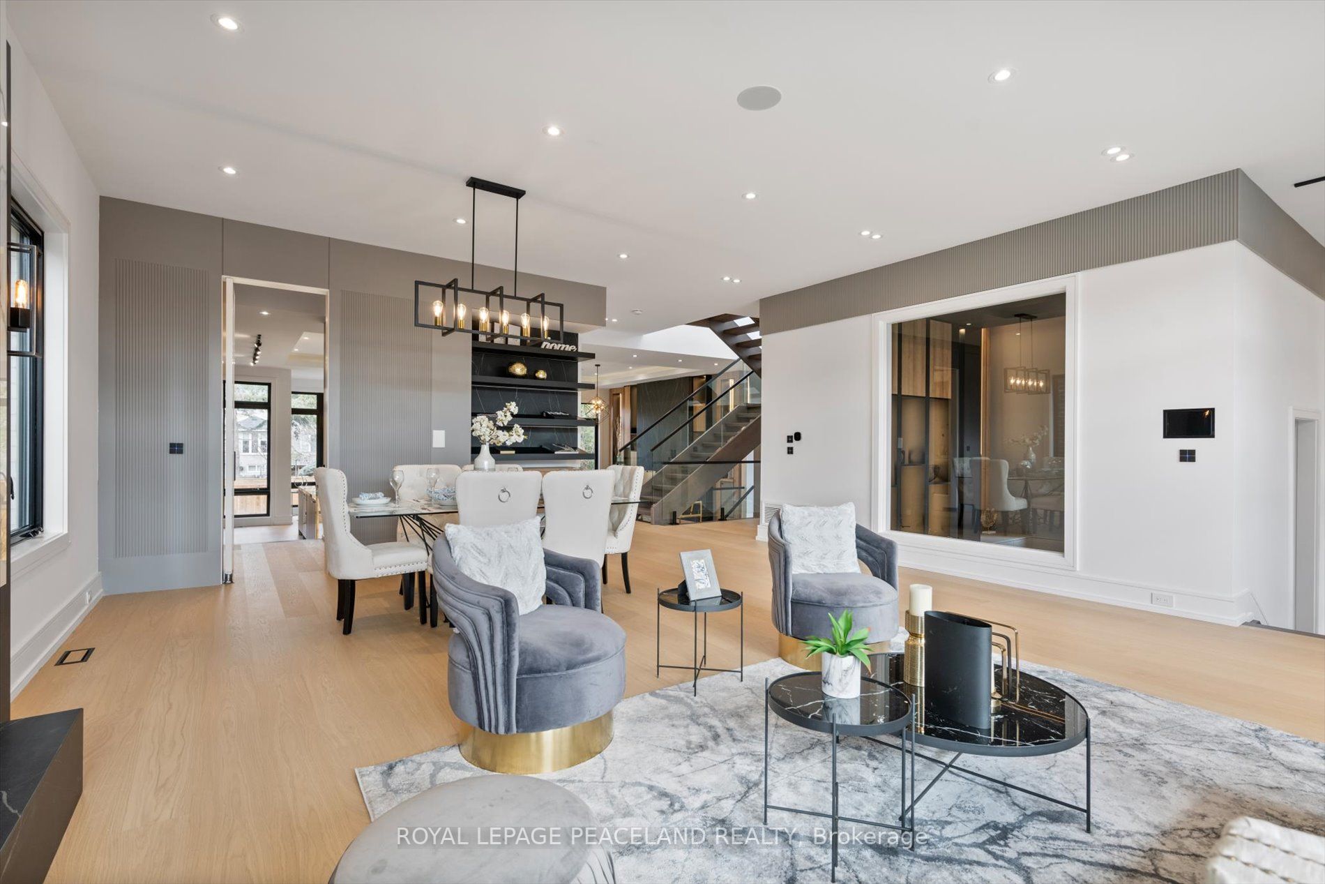 140 Holmes Ave