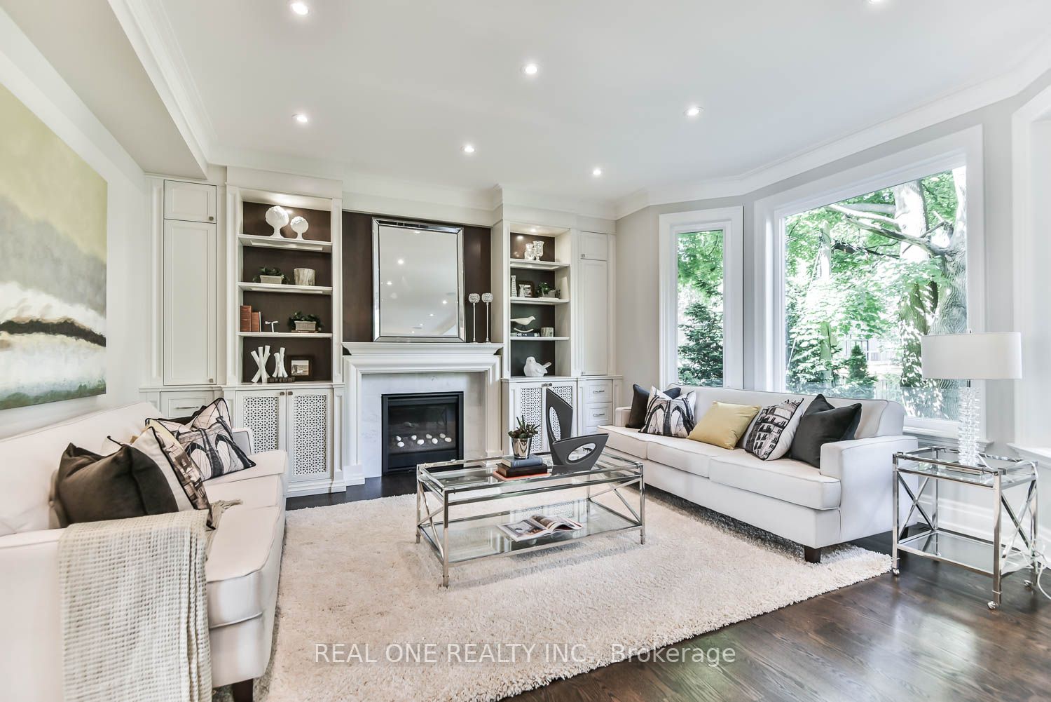 358 Willowdale Ave