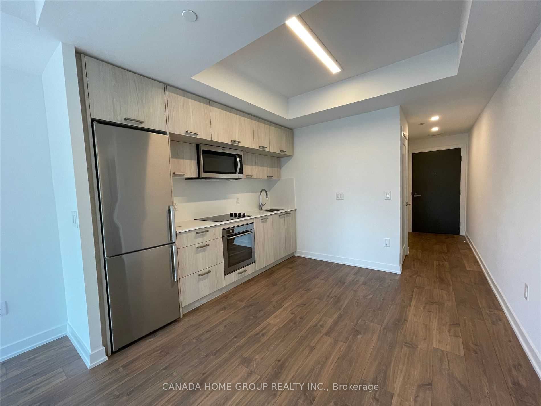 50 Mccaul St, #303