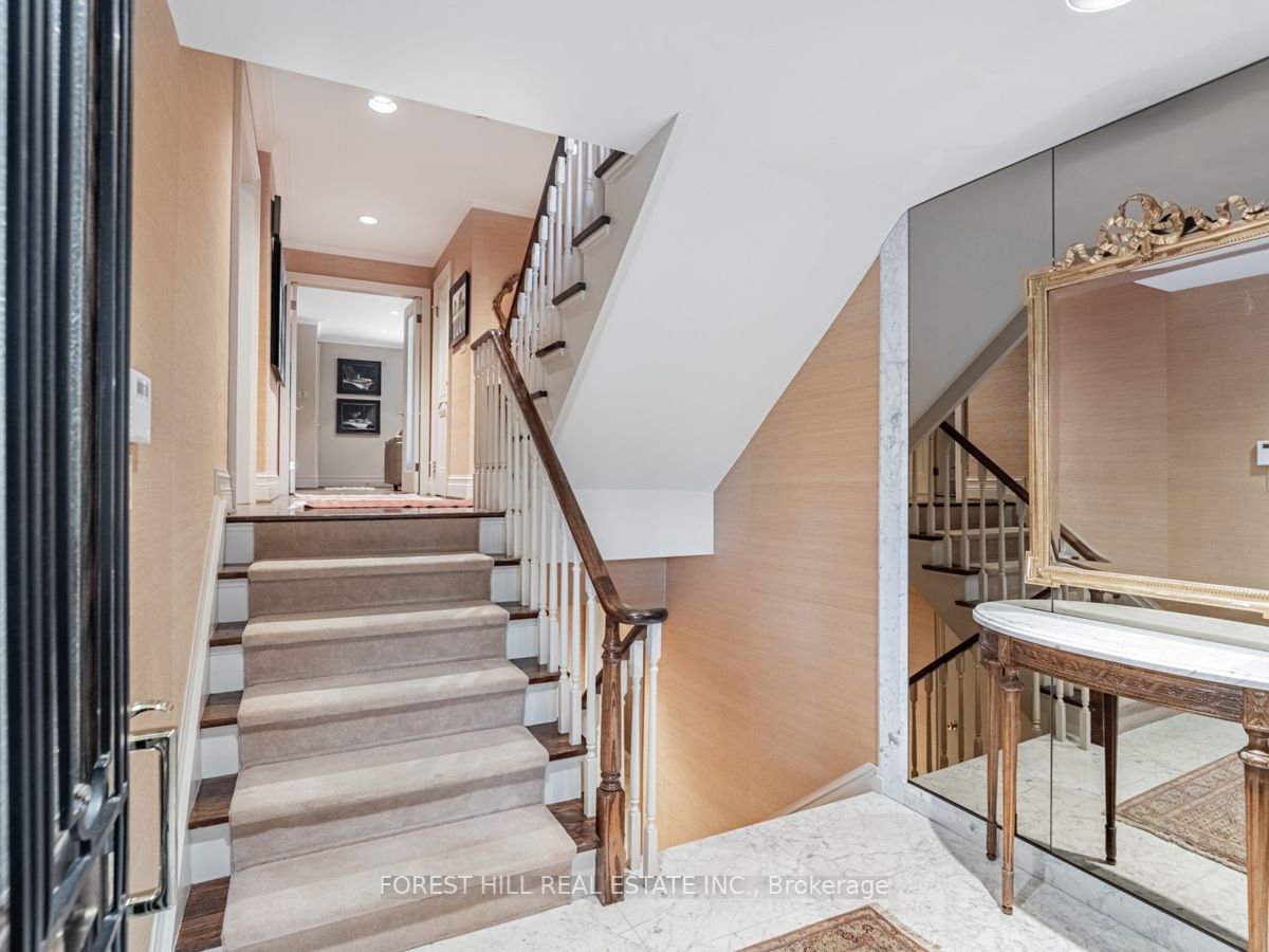 3 Burton Rd