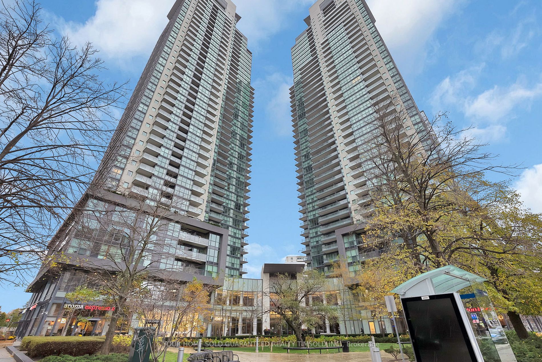 5162 Yonge St, #Ph302
