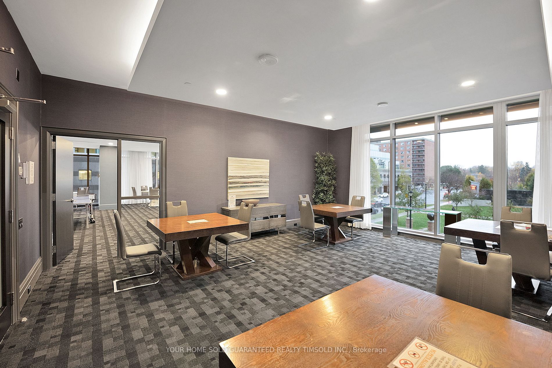 5162 Yonge St, #Ph302