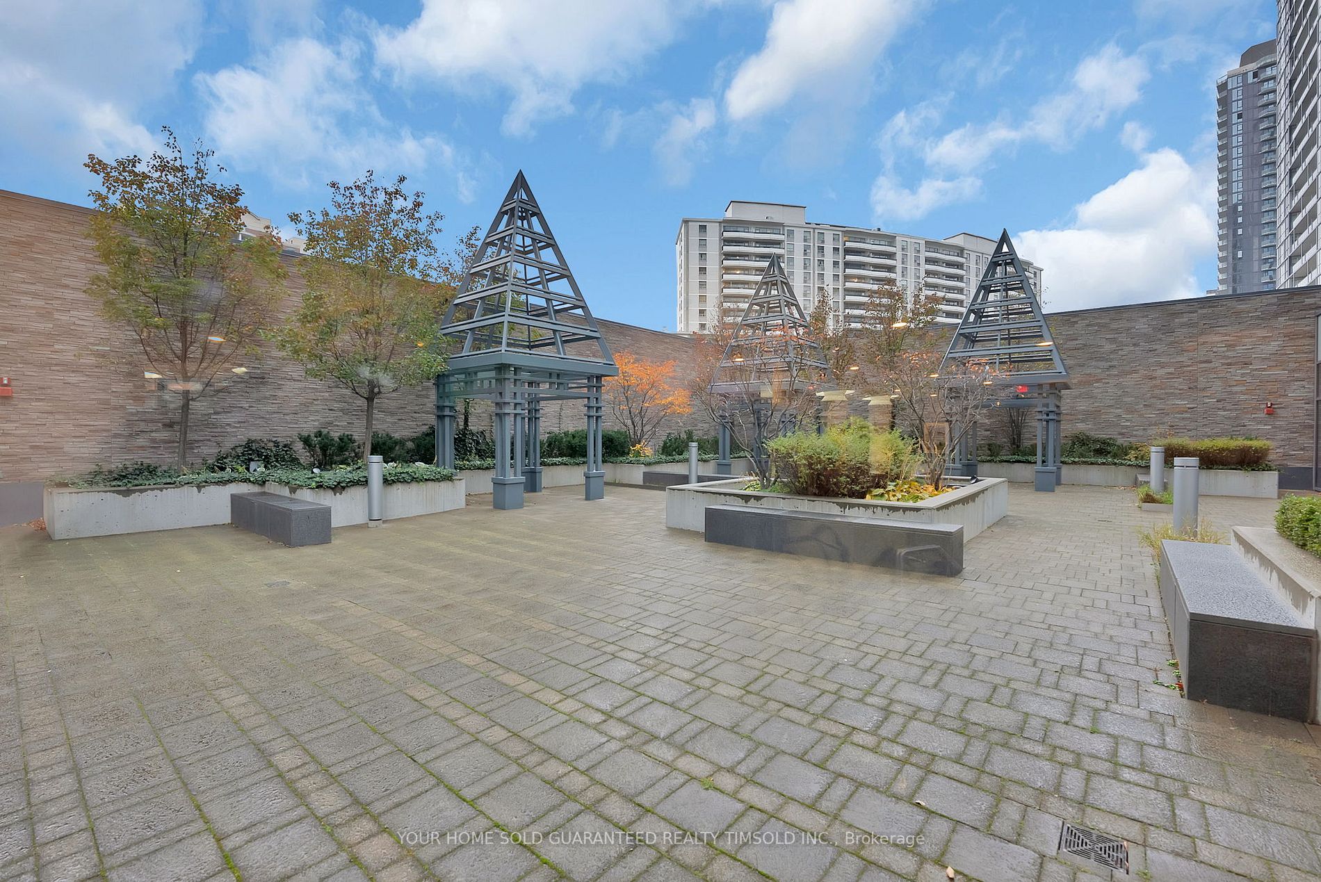 5162 Yonge St, #Ph302
