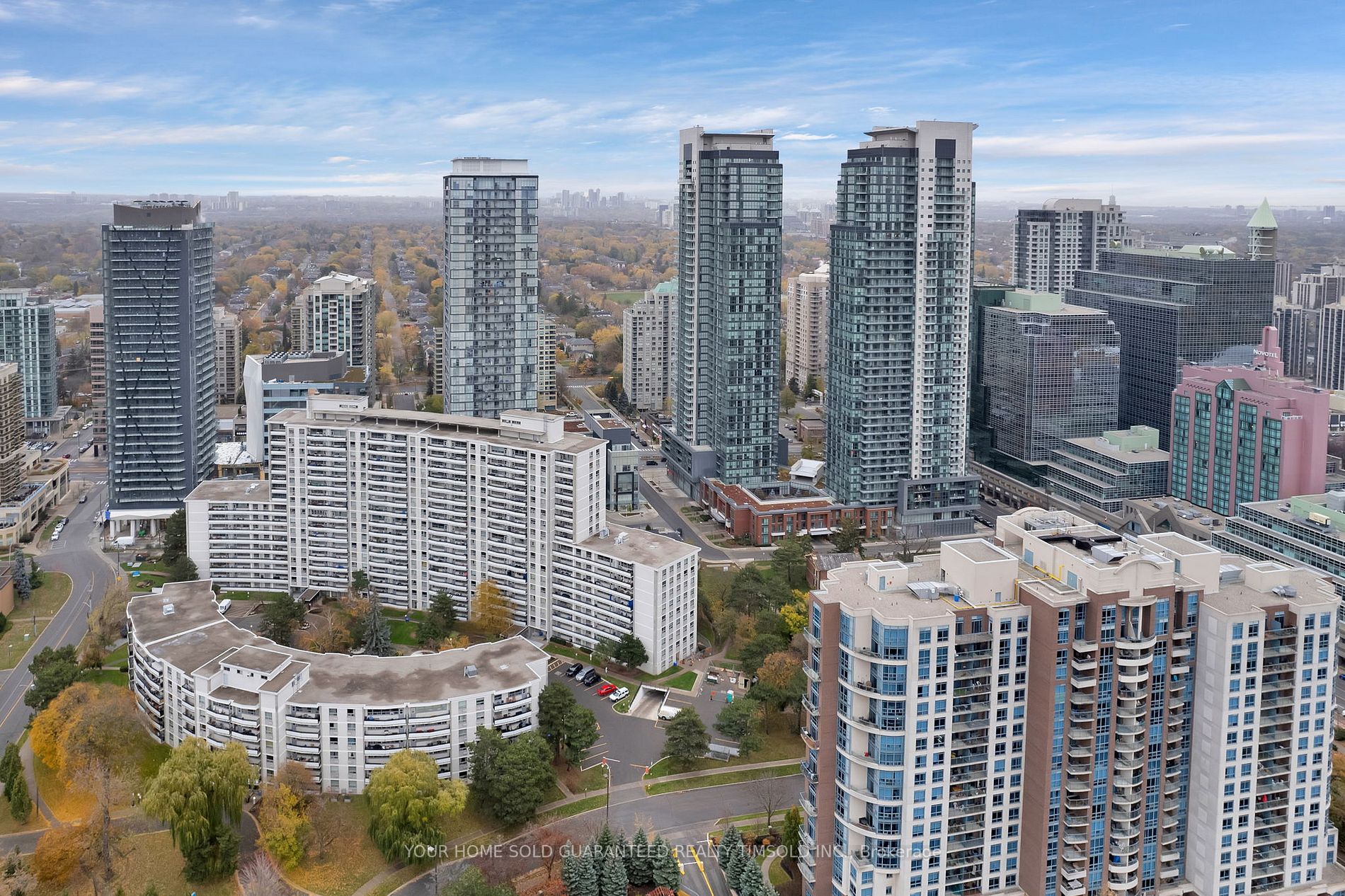 5162 Yonge St, #Ph302