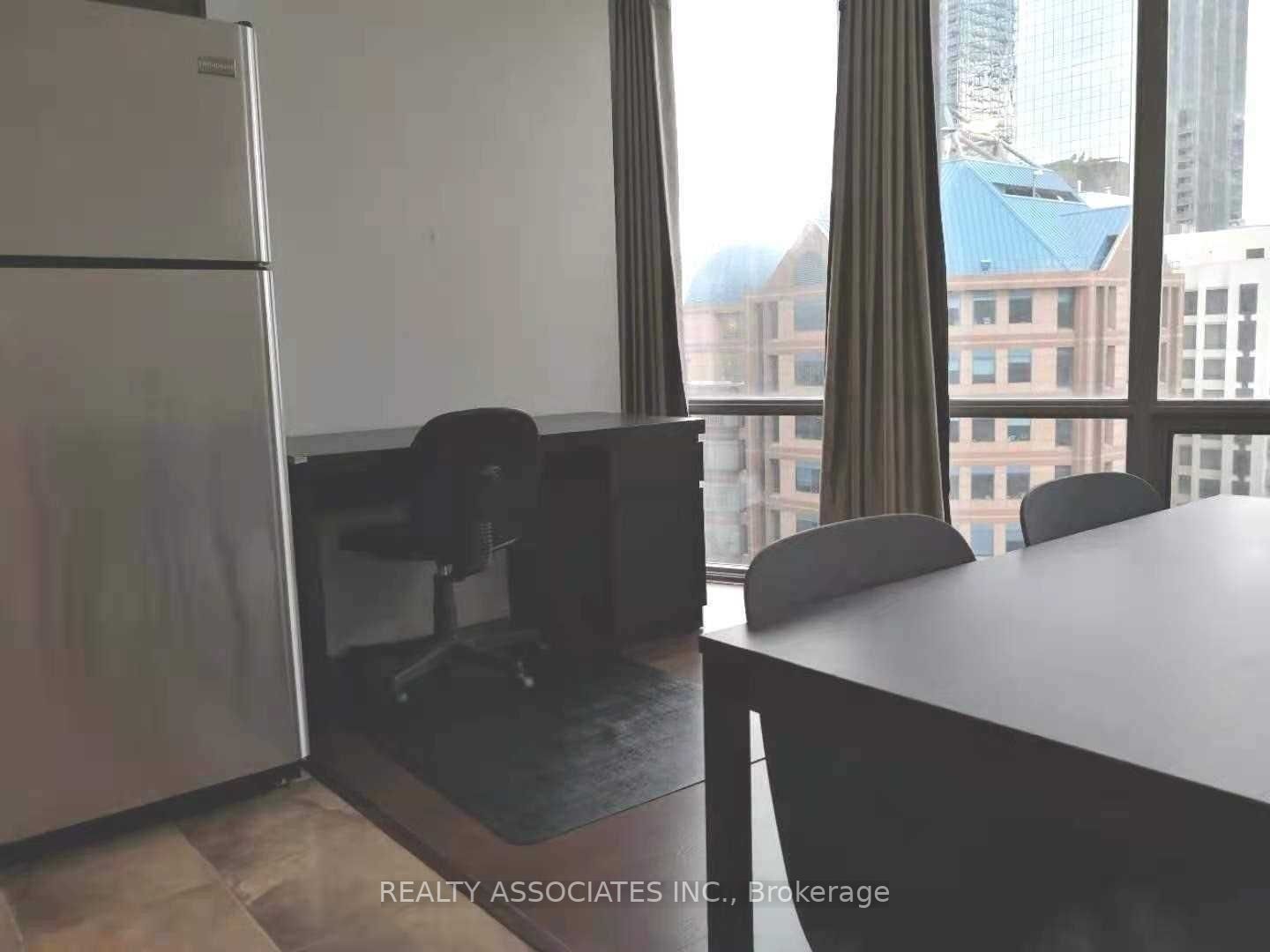 832 Bay St, #1309