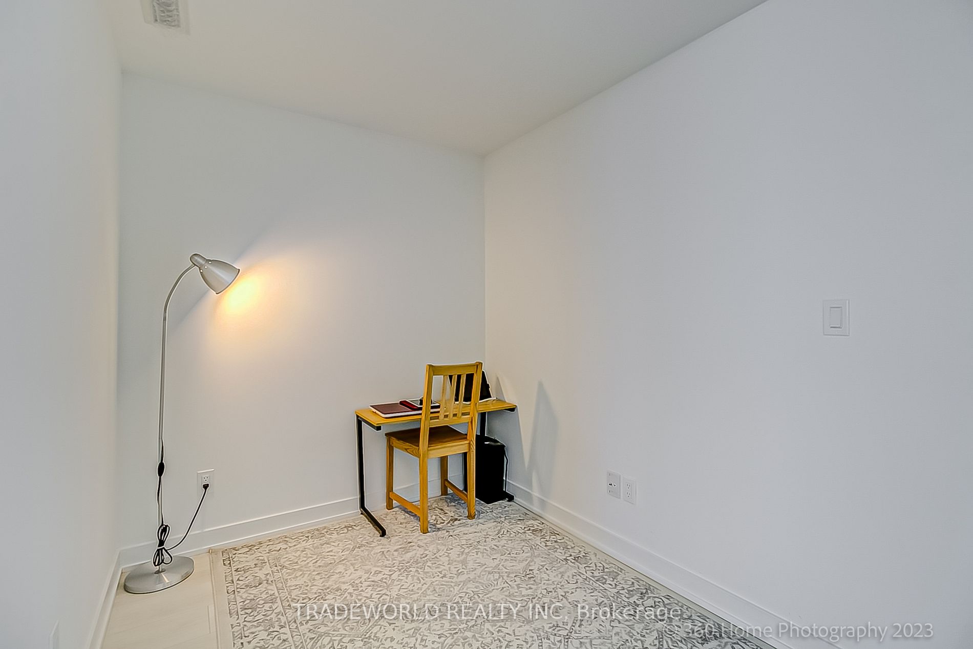 501 Yonge St, #5103