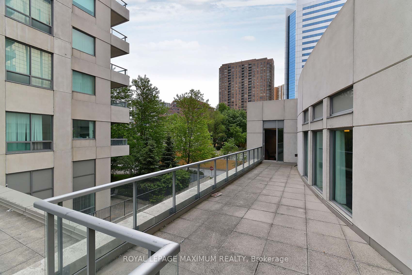 18 Spring Garden Ave, #1209