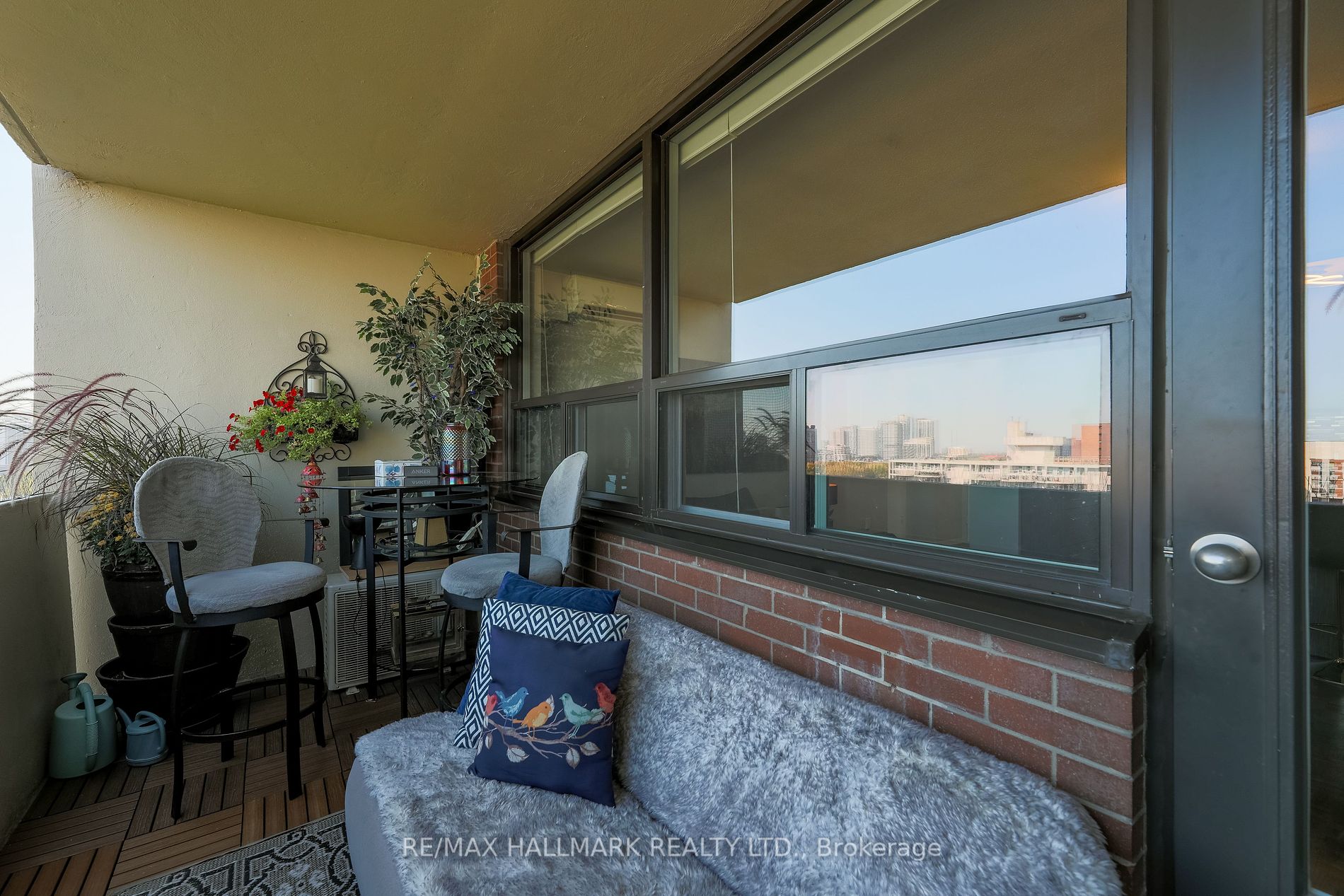 40 Homewood Ave, #1106