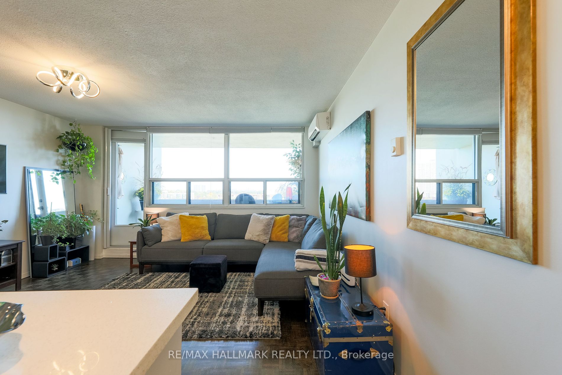 40 Homewood Ave, #1106