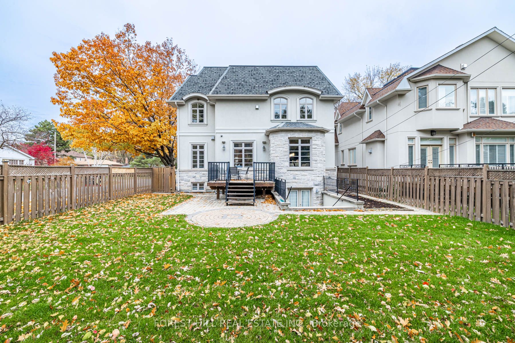 275 Hillcrest Ave