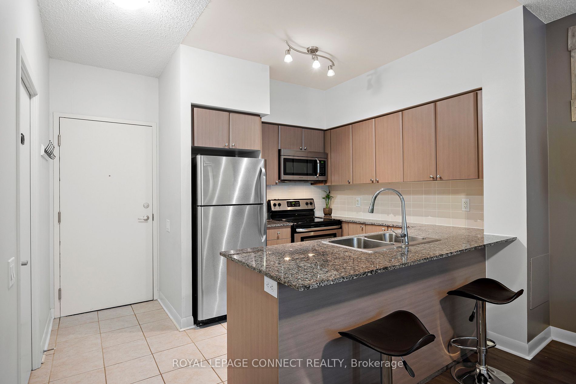 525 Wilson Ave, #147